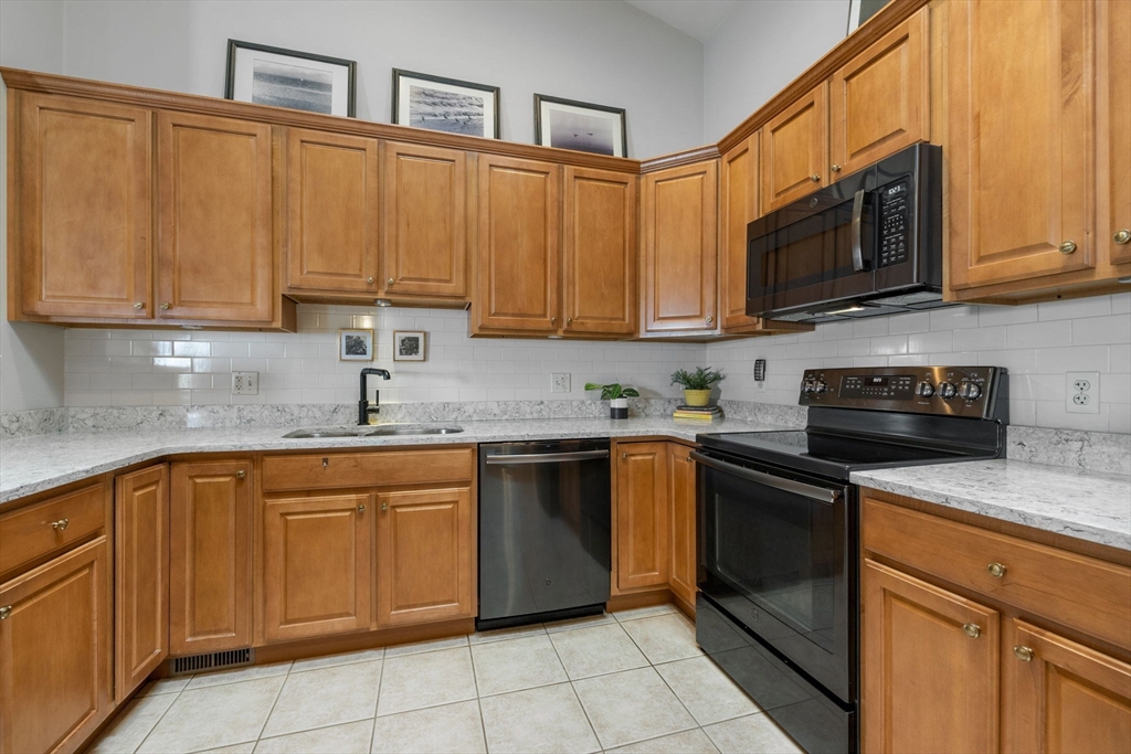 6 Village Road, Unit 6 Paxton, MA 01612 - Photo 18 of 42 Gallery Image 18