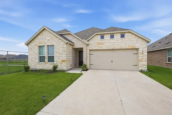 $309,900 | 1236 Haggetts Pond Road, Forney, TX 75126