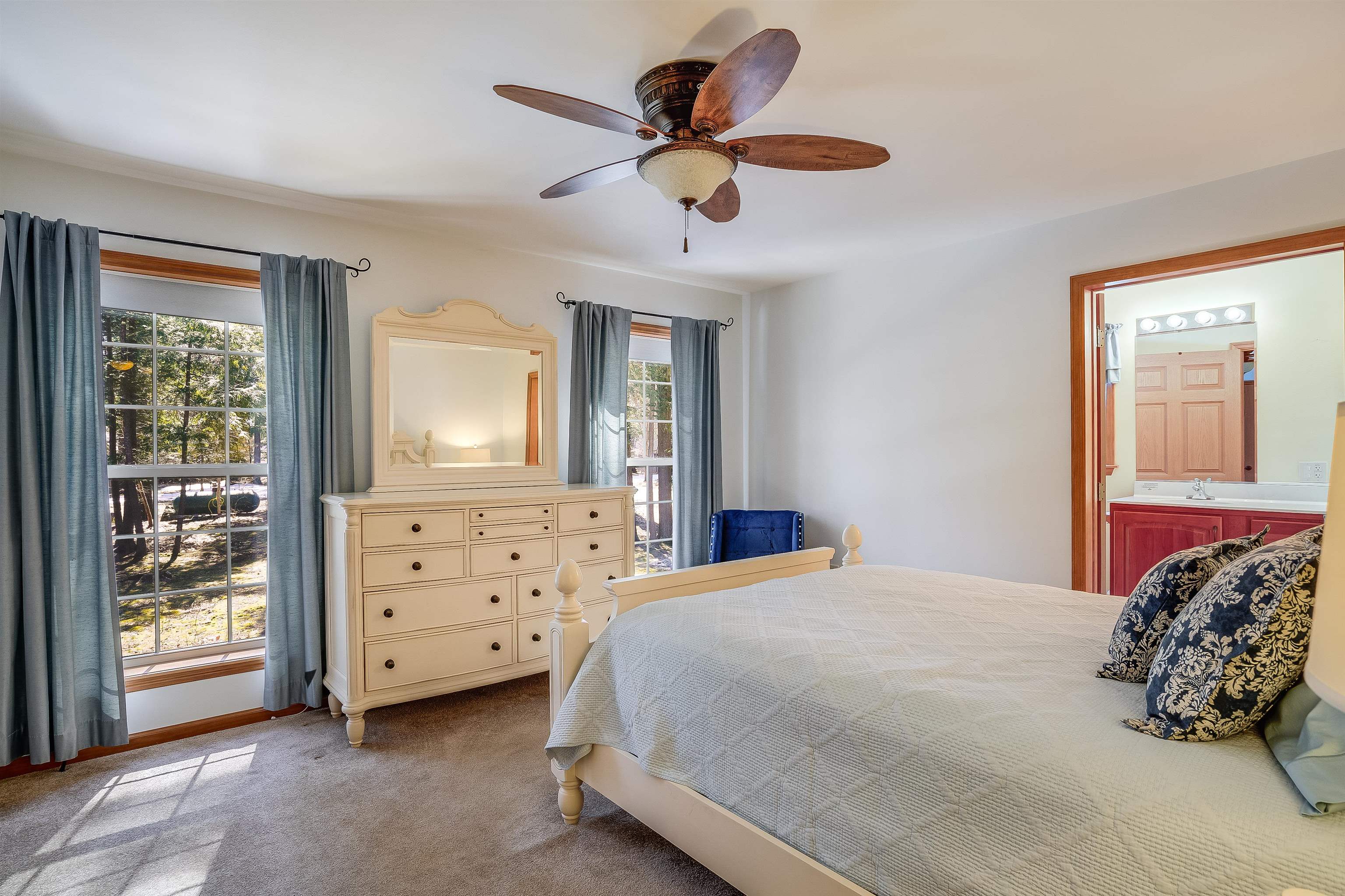 44 Loch Eden Shores Road Meredith, NH 03253 - Photo 10 of 40 Gallery Image 10
