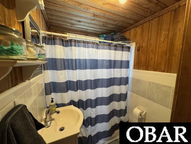 2013 Norfolk Street Kill Devil Hills, NC 27948 - Photo 11 of 19