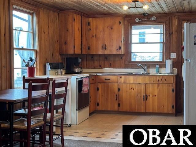 2013 Norfolk Street Kill Devil Hills, NC 27948 - Photo 6 of 19