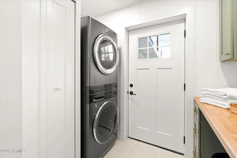 $1,129,000 | 8755 East Plaza Avenue, Scottsdale, AZ 85250