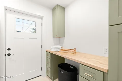 $1,129,000 | 8755 East Plaza Avenue, Scottsdale, AZ 85250