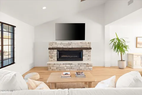 $1,129,000 | 8755 East Plaza Avenue, Scottsdale, AZ 85250