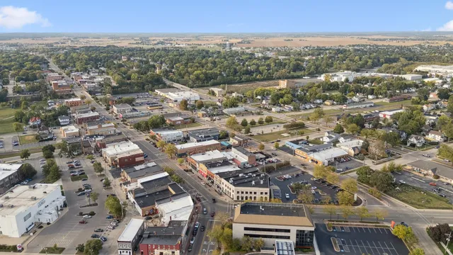 $475,000 | 522 South State Street, Belvidere, IL 61008