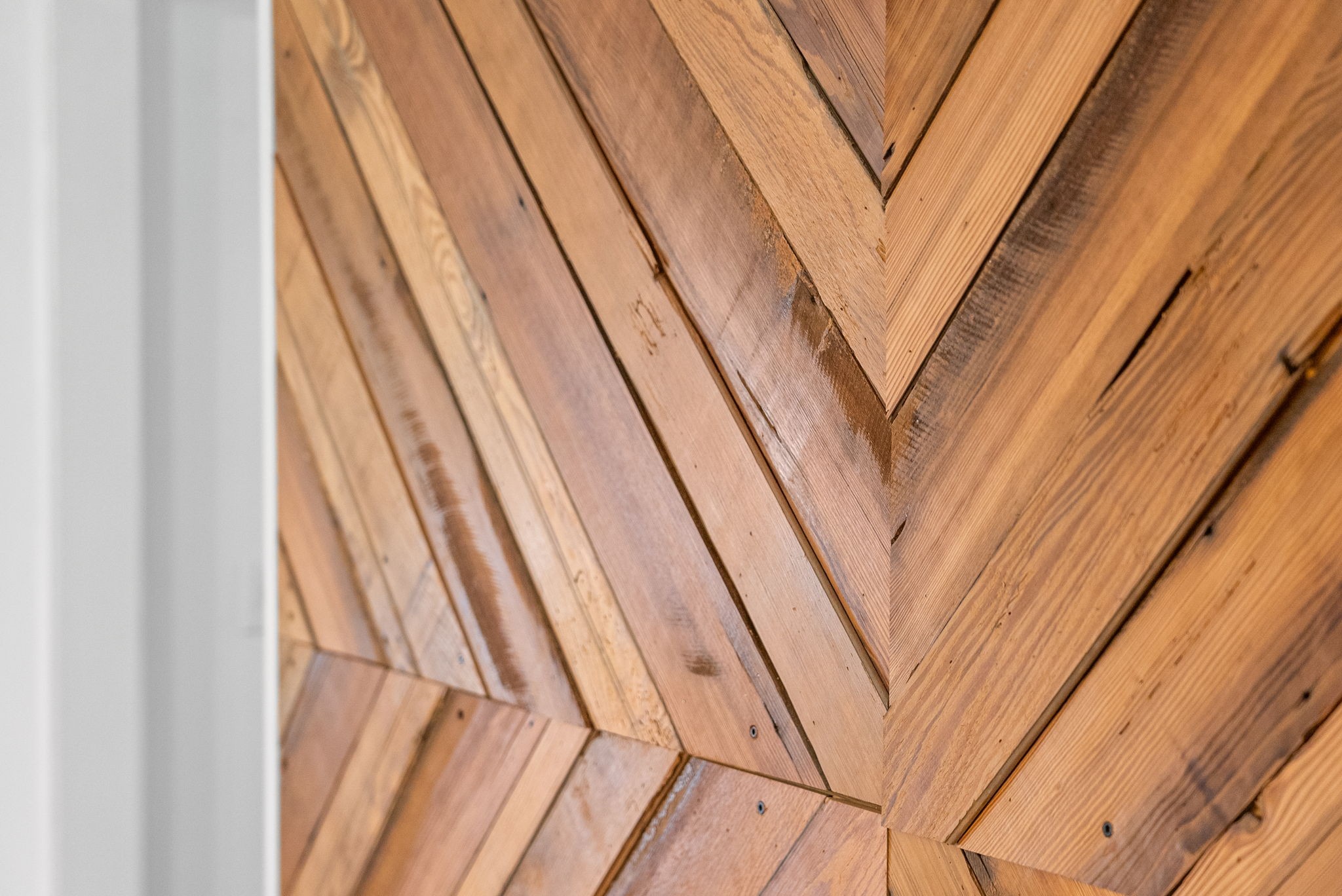 472 Wooten Road Clarksville, TN 37042 - Photo 11 of 39 Feature wall in the living room is made from antique wood!