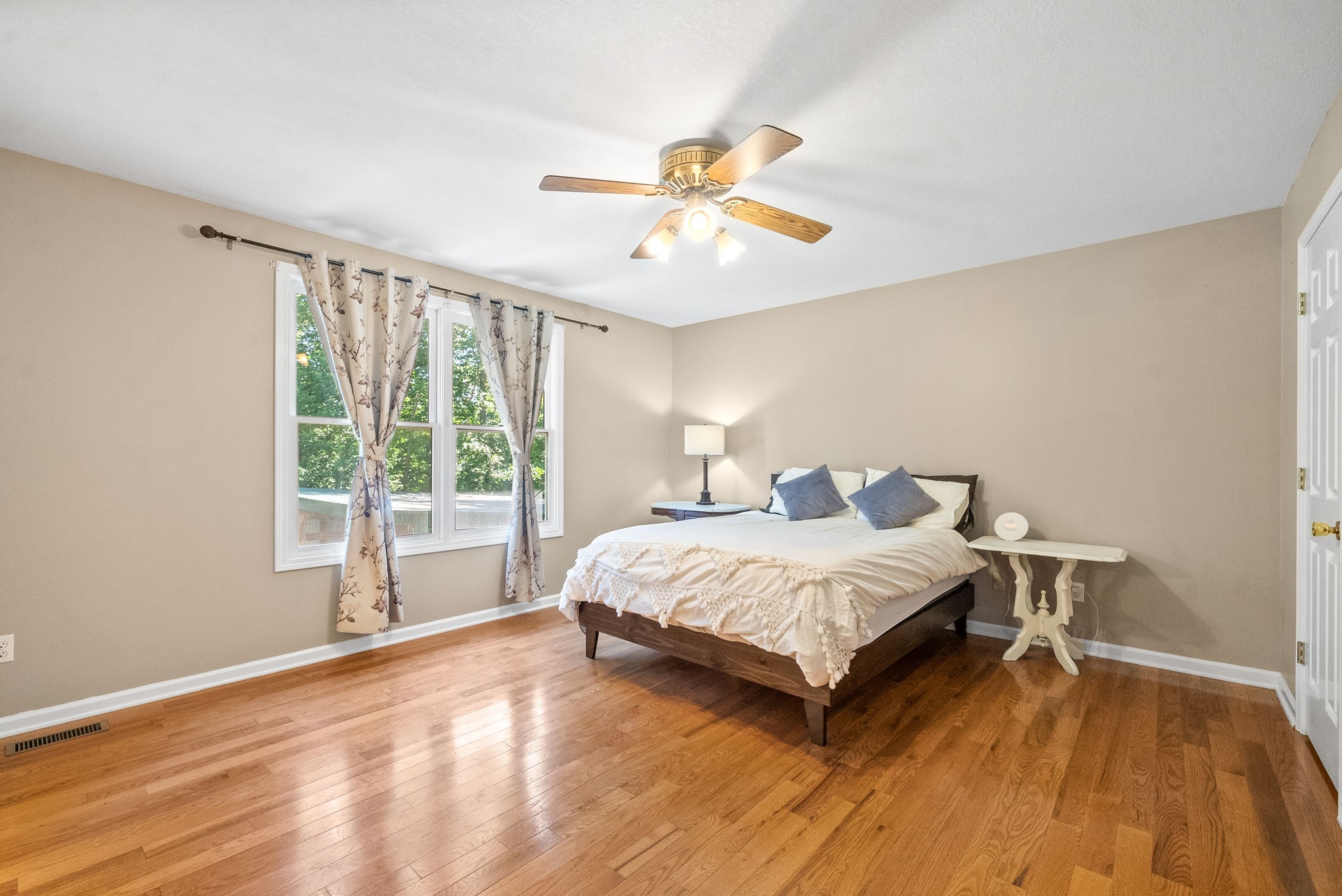 472 Wooten Road Clarksville, TN 37042 - Photo 21 of 39 Gallery Image 21