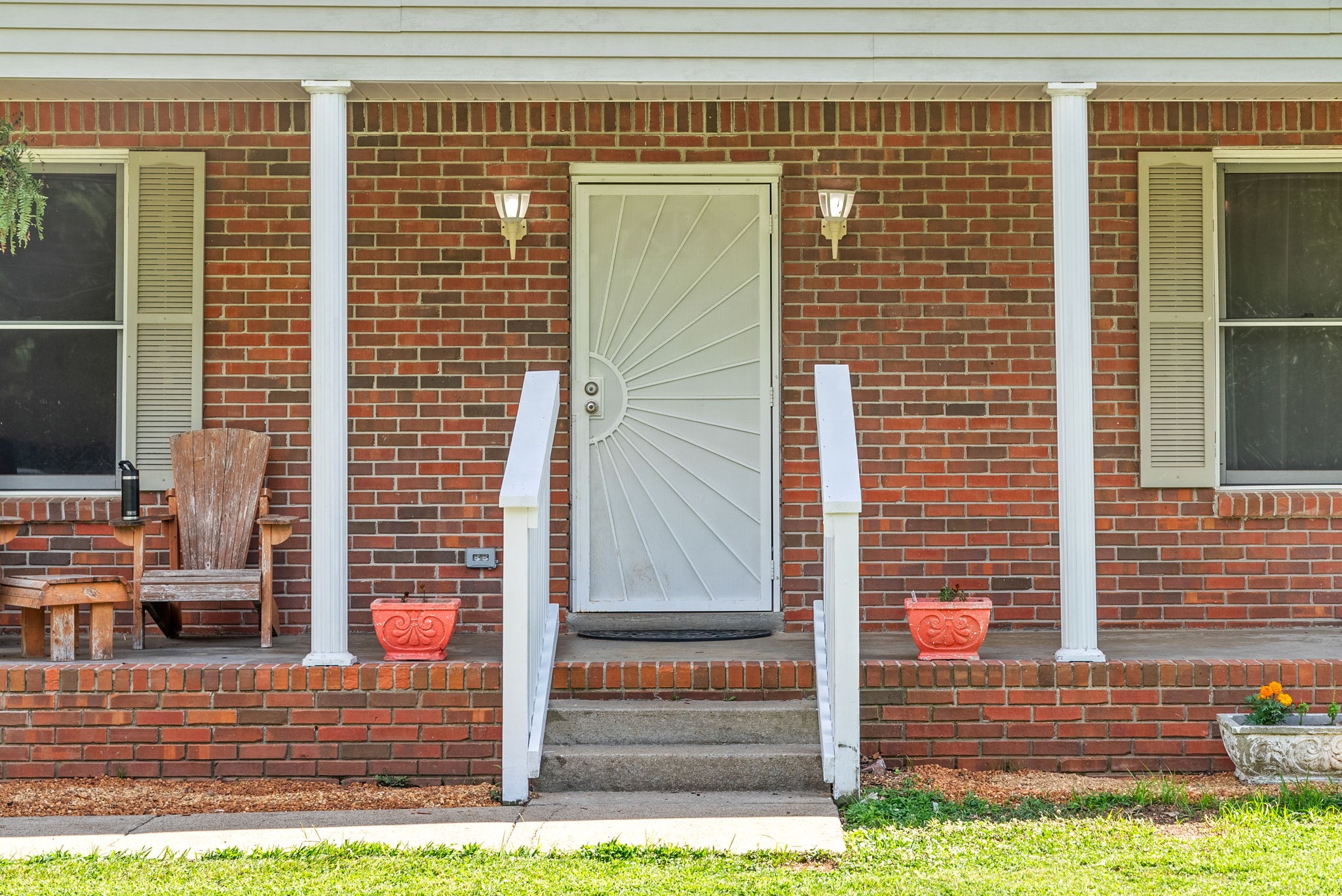 472 Wooten Road Clarksville, TN 37042 - Photo 3 of 39 Gallery Image 3