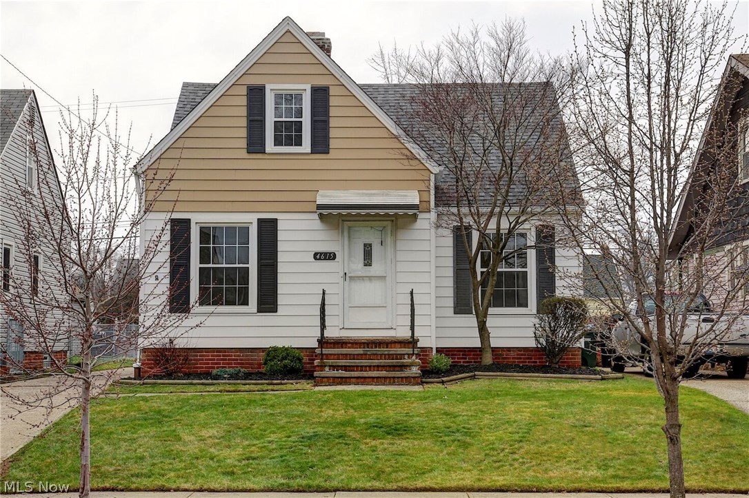 4615 Pershing Avenue Cleveland, OH 44134 - Photo 1 of 27
