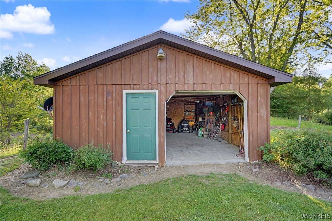 11171 Maple Grove Road Freedom, NY 14065 - Photo 7 of 47