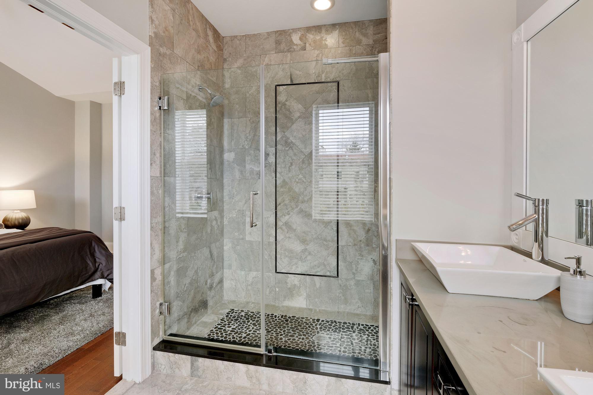 1340 Spring Road Northwest Washington, DC 20010 - Photo 14 of 35 Large custom shower