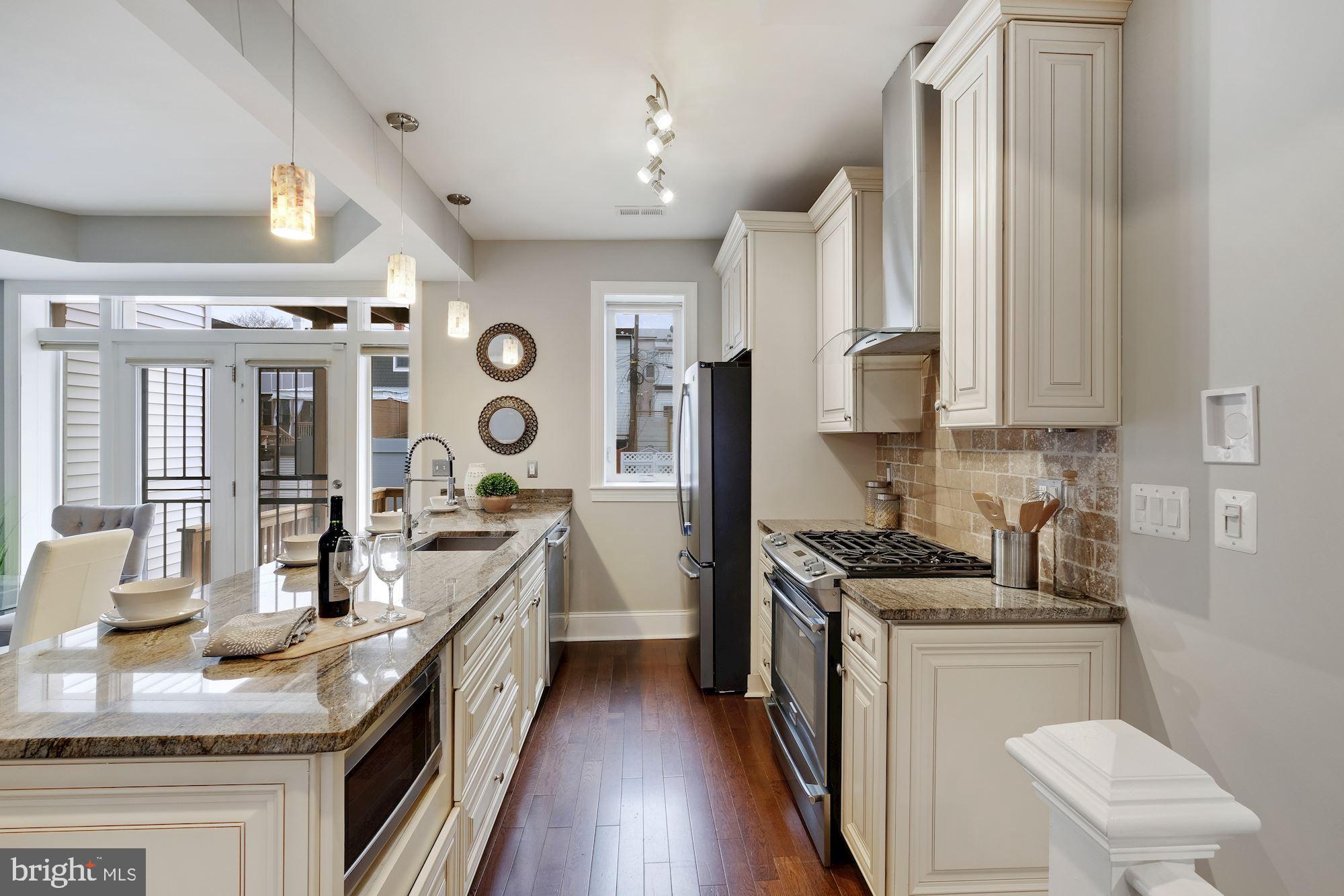 1340 Spring Road Northwest Washington, DC 20010 - Photo 8 of 35 Spacious kitchen with gas cooking,