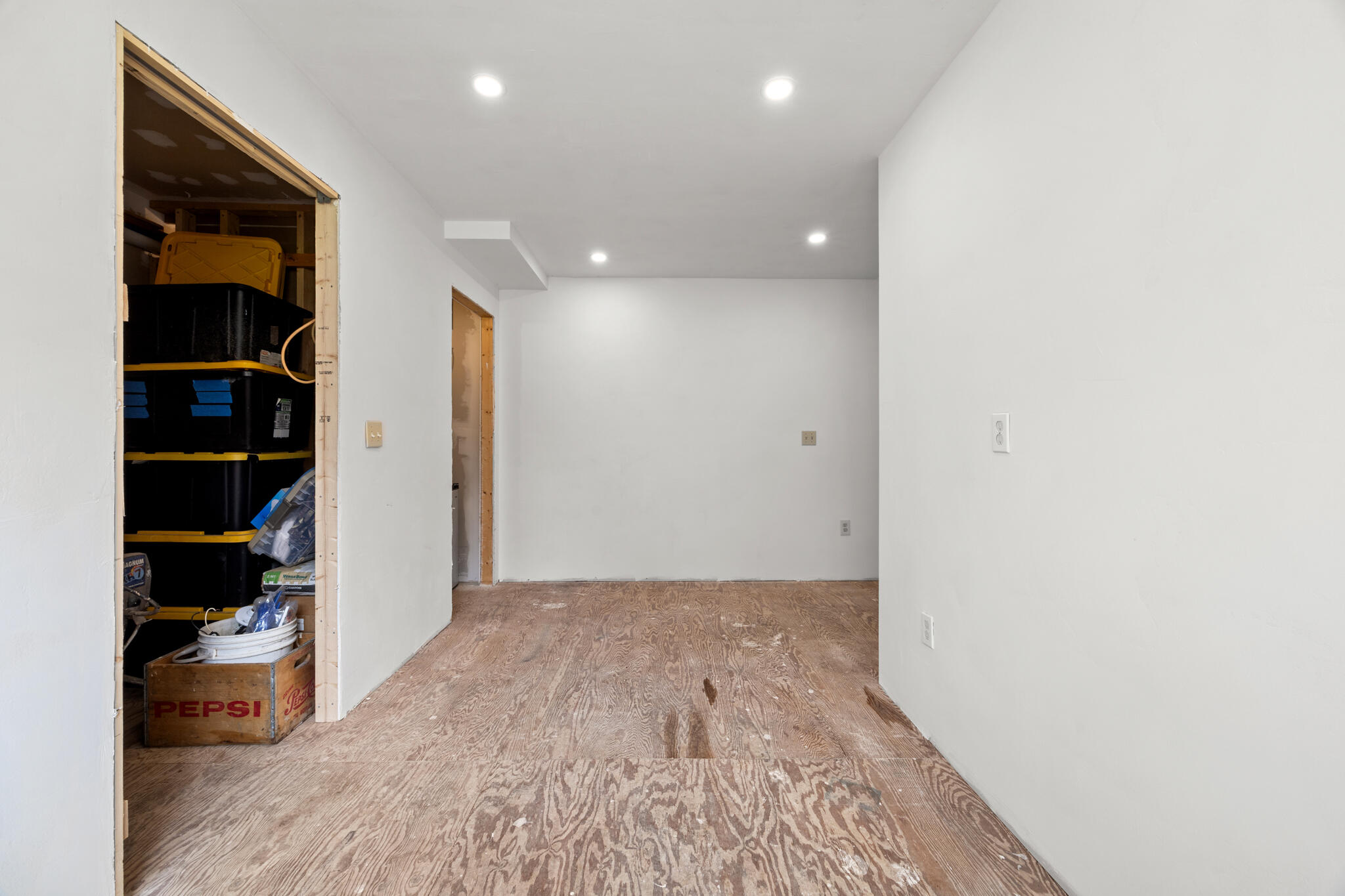 832 Main Road Islesboro, ME 04848 - Photo 49 of 67 79-print-interior.exterior-76
