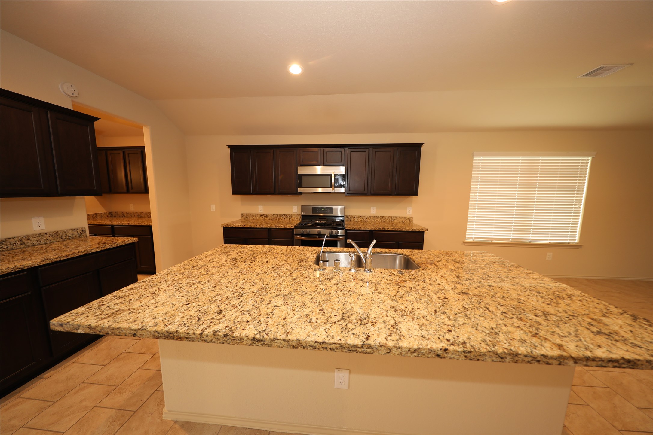 23210 Royal Tiger Road Spring, TX 77373 - Photo 5 of 18