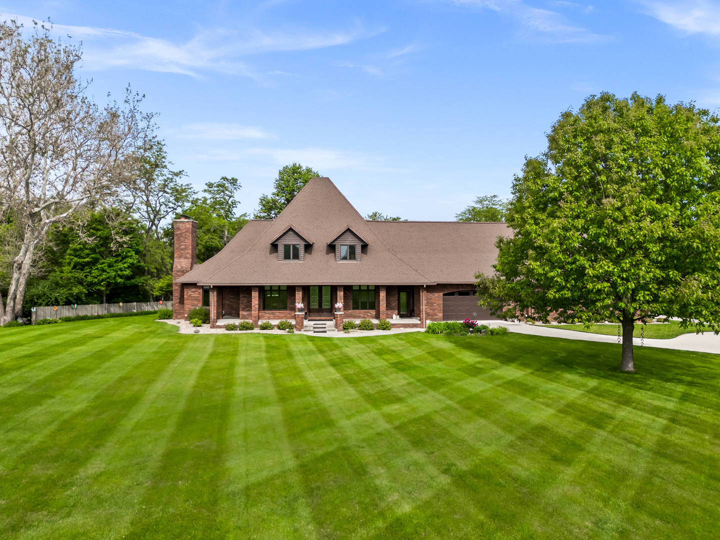 606 Harvey Road Downs, IL 61736 - Photo 1 of 91