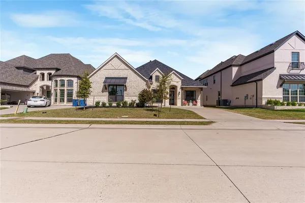 $629,900 | 2316 Topaz Drive, Rockwall, TX 75087