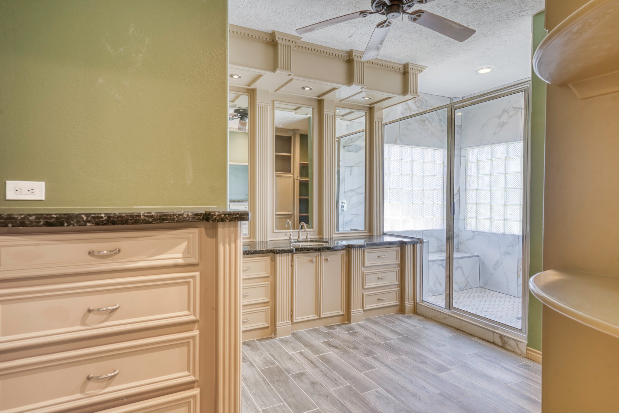 4442 Poteet Road Normangee, TX 77871 - Photo 17 of 49 Primary bathroom