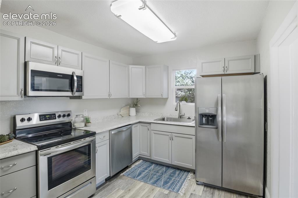 816 Sunset Road Colorado Springs, CO 80909 - Photo 13 of 29