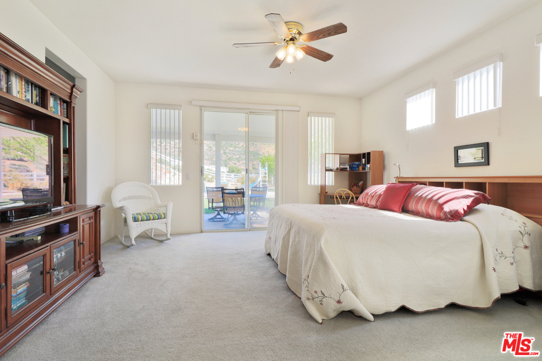 34508 Desert Road Acton, CA 93510 - Photo 18 of 29 Gallery Image 18
