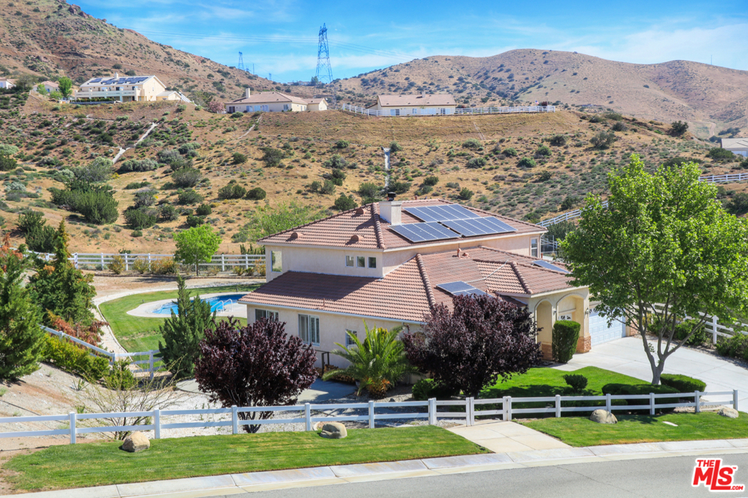 34508 Desert Road Acton, CA 93510 - Photo 8 of 29 Gallery Image 8