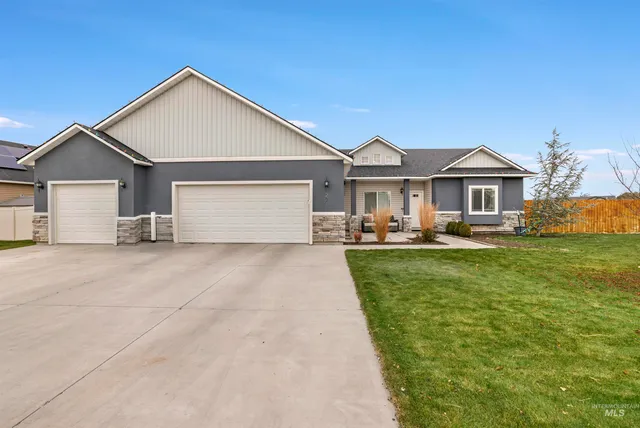 $399,900 | 221 Glacier Meadows Way, Kimberly, ID 83341