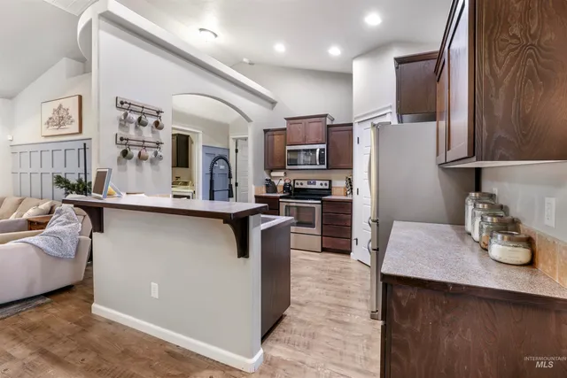 $399,900 | 221 Glacier Meadows Way, Kimberly, ID 83341