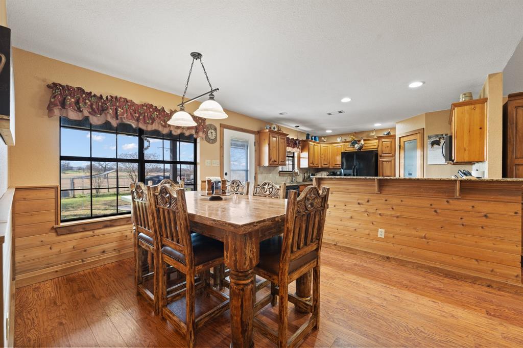 1366 HCR 1414 Covington, TX 76636 - Photo 15 of 39