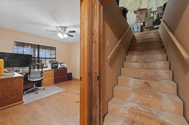 a view of entryway and livingroom