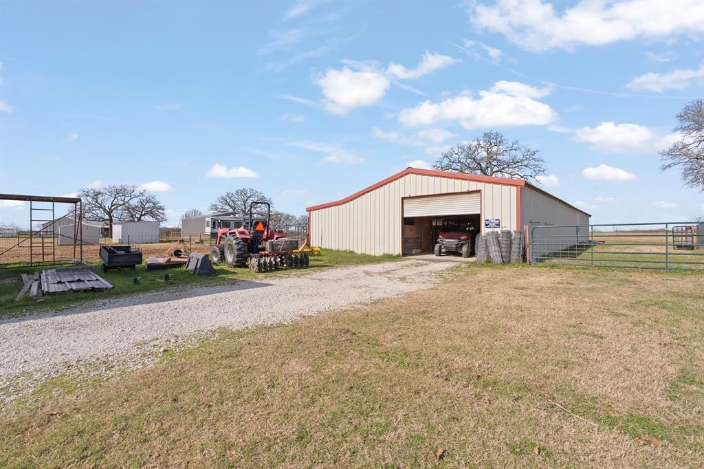 1366 HCR 1414 Covington, TX 76636 - Photo 29 of 39