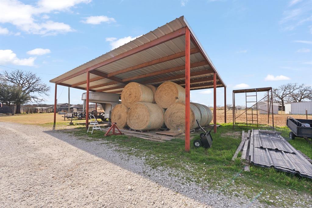1366 HCR 1414 Covington, TX 76636 - Photo 30 of 39