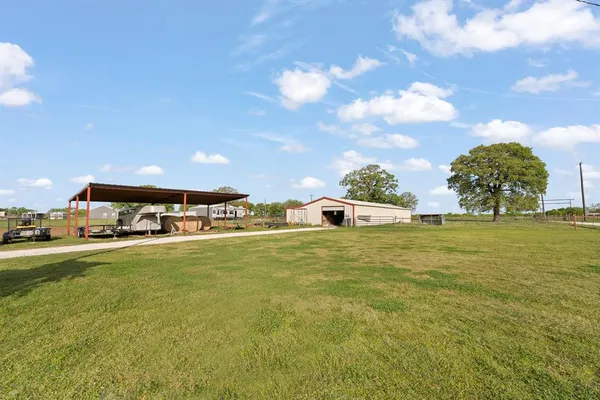 $698,000 | 1366 HCR 1414, Covington, TX 76636