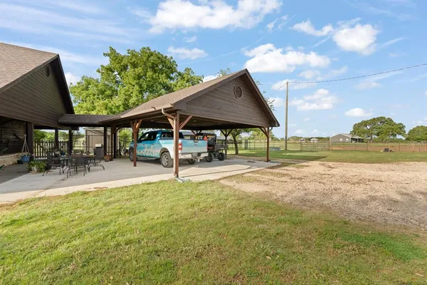 $698,000 | 1366 HCR 1414, Covington, TX 76636
