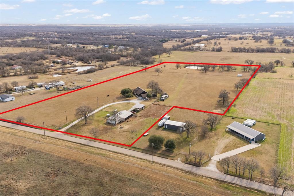 1366 HCR 1414 Covington, TX 76636 - Photo 36 of 39