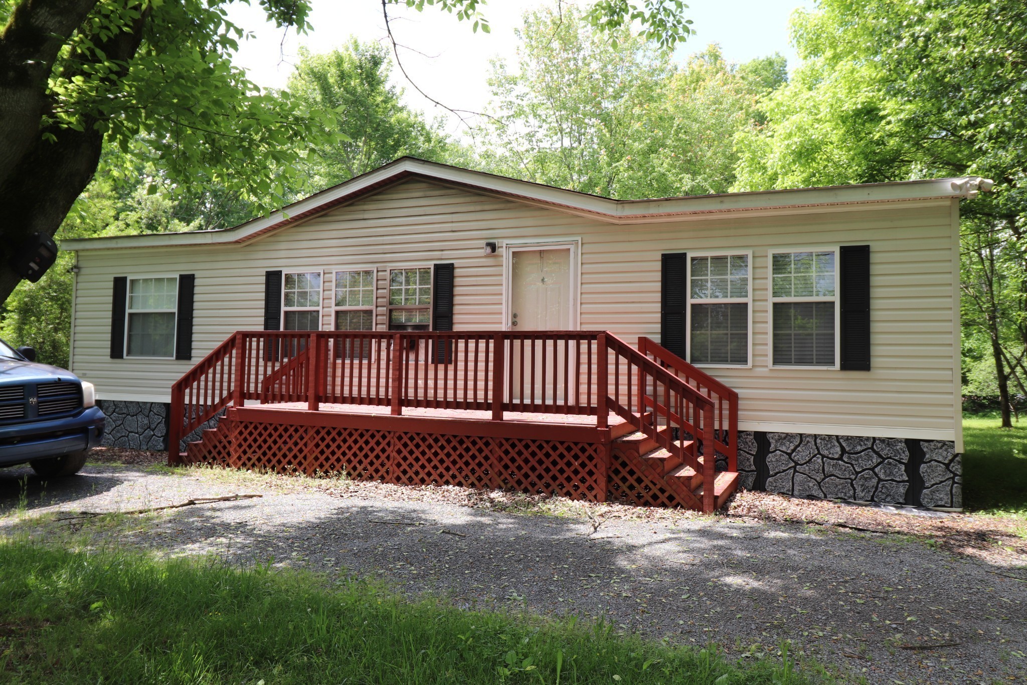 6 Sadlers Chapel Road Lafayette, TN 37083 - Photo 2 of 20 Gallery Image 2
