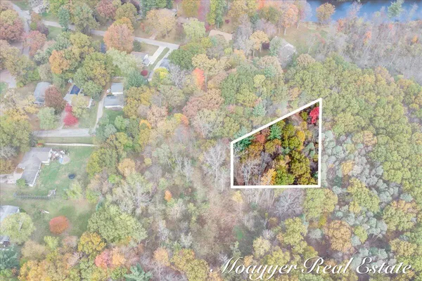 $100,000 | 632 Edgewood Street, Belding, MI 48809