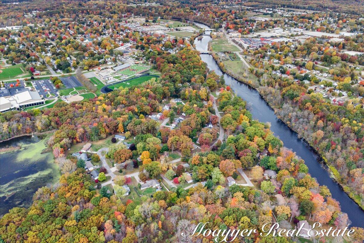 632 Edgewood Street Belding, MI 48809 - Photo 7 of 9 15-DJI_0458