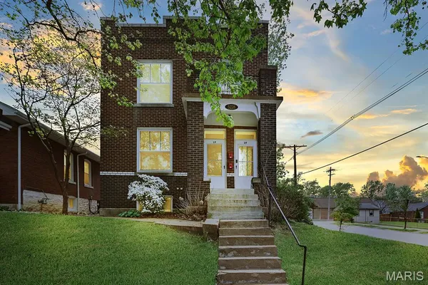 $1,400 | 5228 Finkman Street, Unit 1F, St. Louis, MO 63109