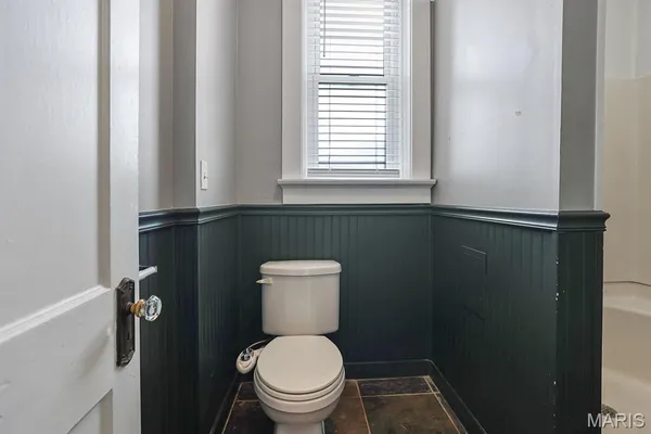 $1,400 | 5228 Finkman Street, Unit 1F, St. Louis, MO 63109