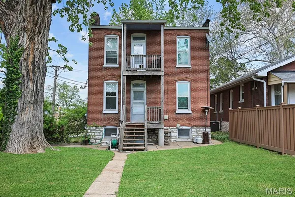 $1,400 | 5228 Finkman Street, Unit 1F, St. Louis, MO 63109