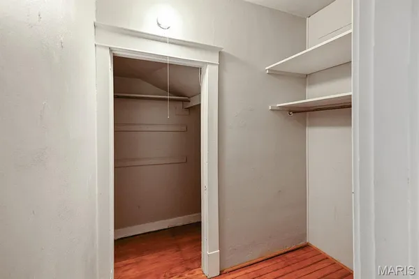 $1,400 | 5228 Finkman Street, Unit 1F, St. Louis, MO 63109
