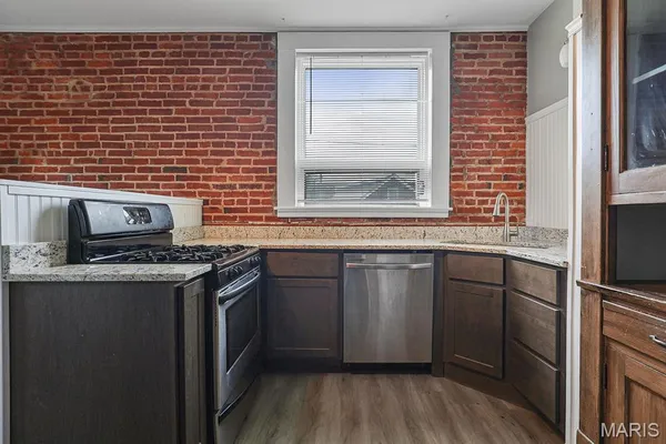 $1,400 | 5228 Finkman Street, Unit 1F, St. Louis, MO 63109