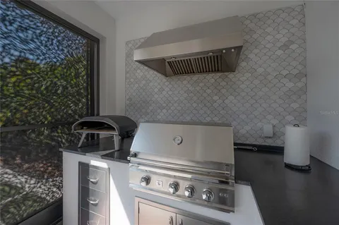 $1,300,000 | 4114 West North A Street, Tampa, FL 33609