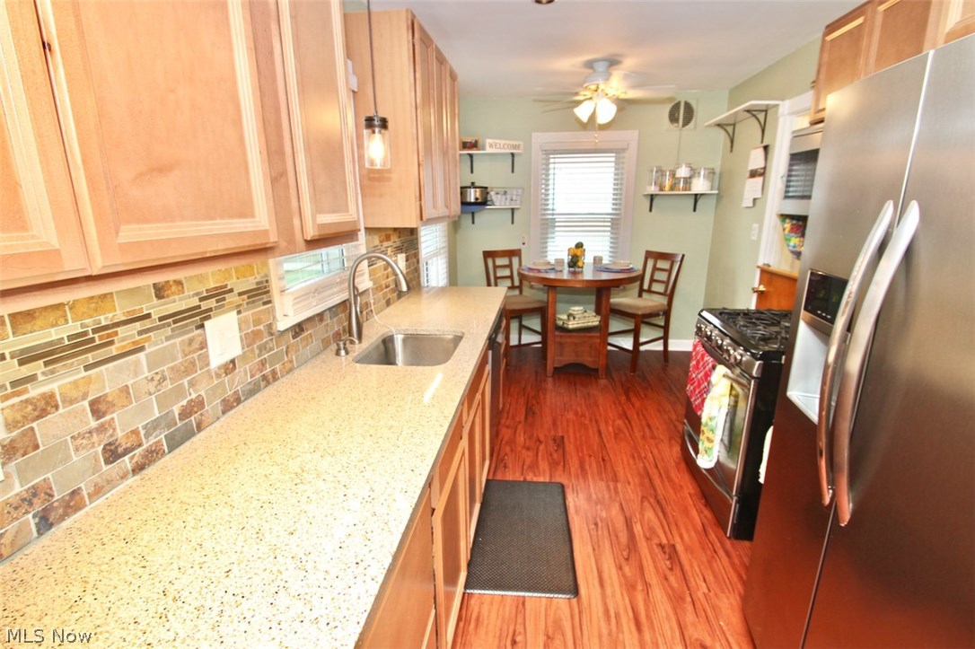 1216 Hillsdale Road Parma, OH 44134 - Photo 2 of 7