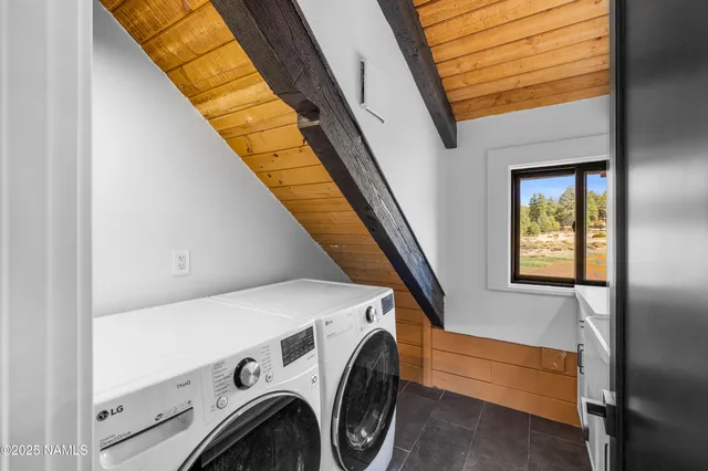 $1,299,000 | 8191 June Lane, Flagstaff, AZ 86004