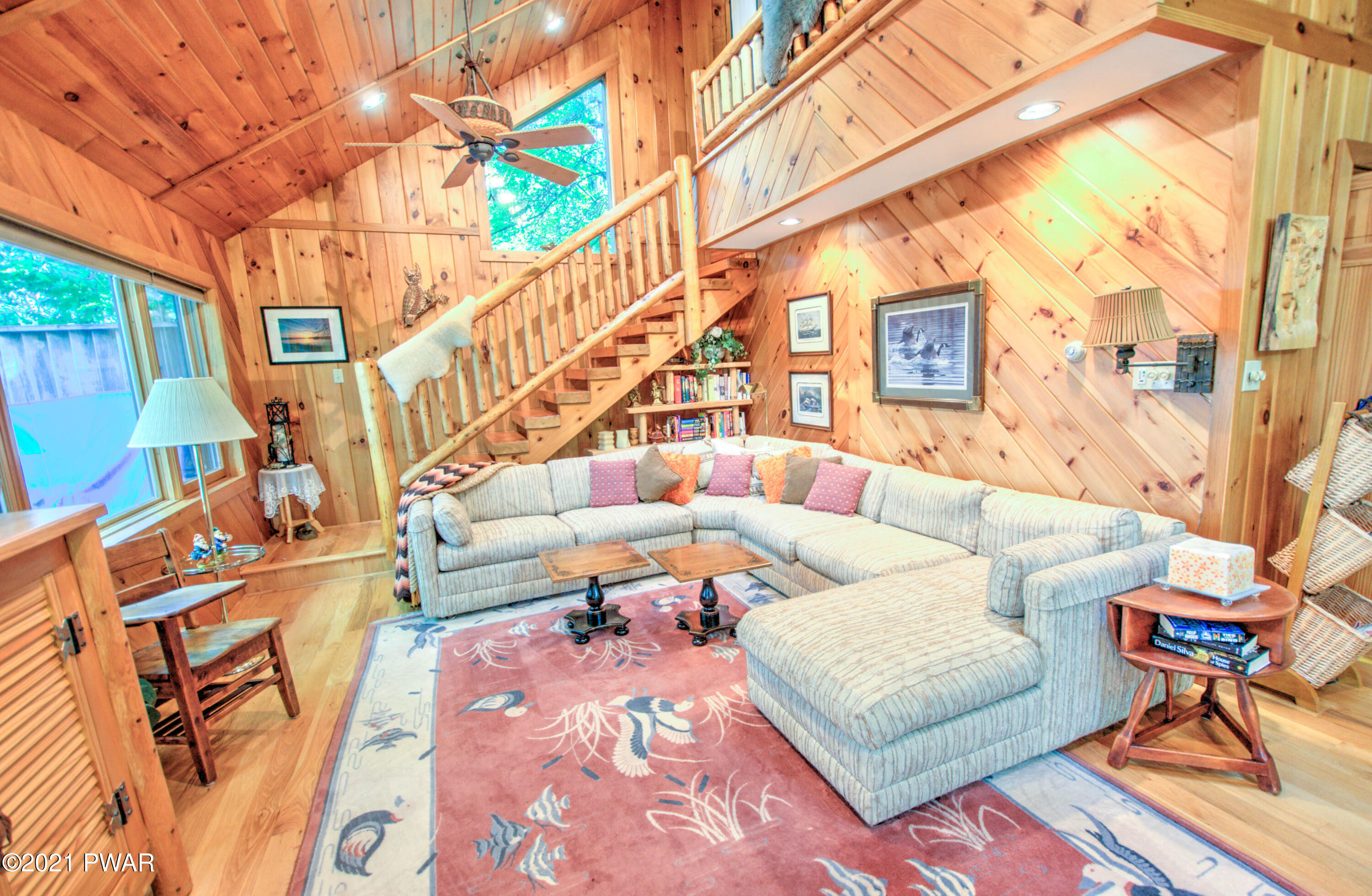 104 Paupack Point Road Hawley, PA 18428 - Photo 9 of 49 8-LR