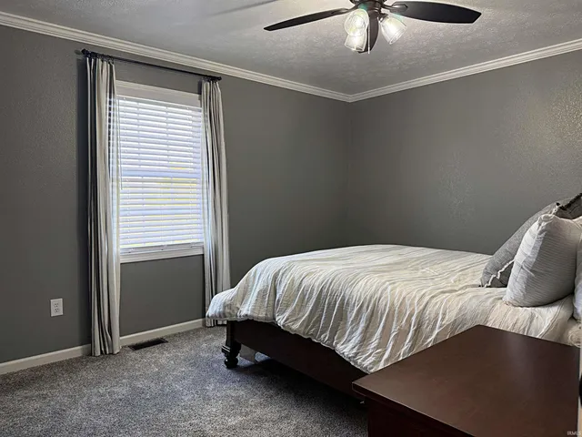 $690,000 | 13163 East 200th Street South, Loogootee, IN 47553