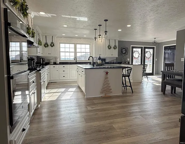 $690,000 | 13163 East 200th Street South, Loogootee, IN 47553