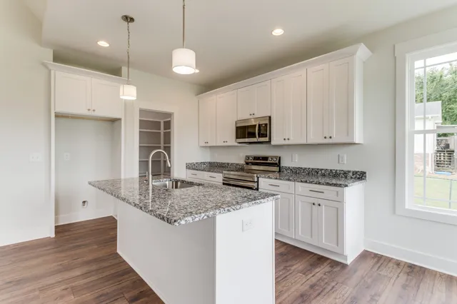 $322,000 | 16 Radelle Lane, McMinnville, TN 37110