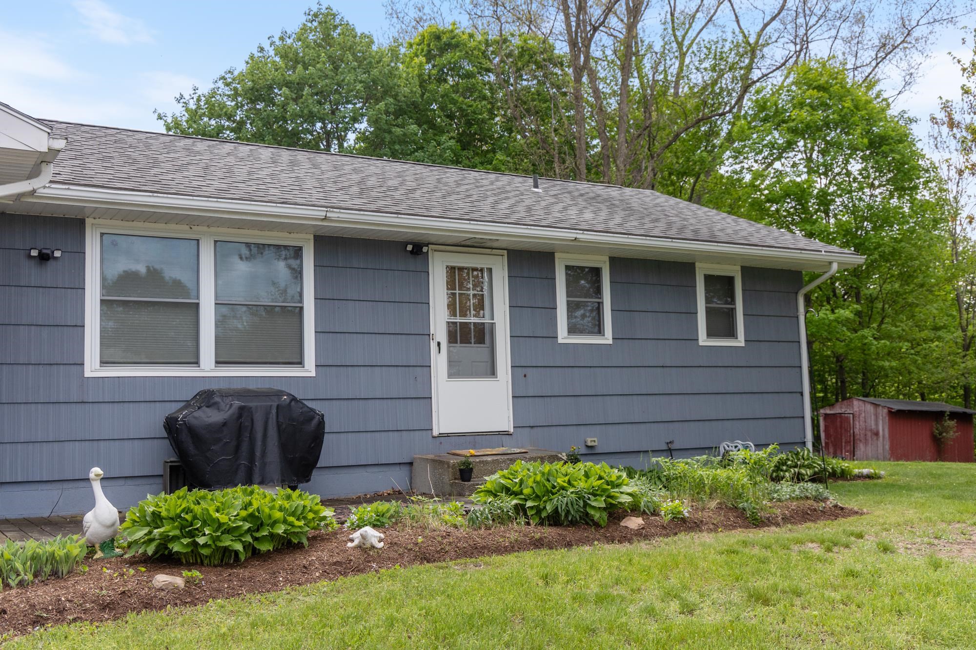 47 Cherry Street Milton, VT 05468 - Photo 4 of 40