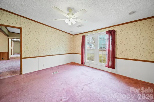 $219,000 | 1015 Southwood Drive, Clover, SC 29710